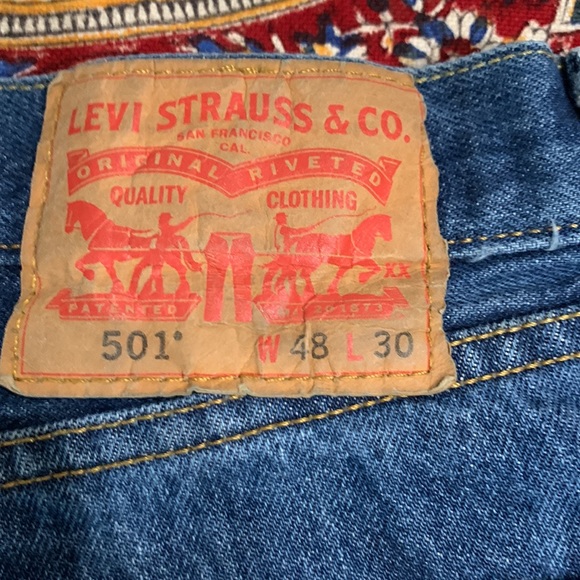Men's Levi's 501 Button Fly Jeans 48x30 - Picture 10 of 12